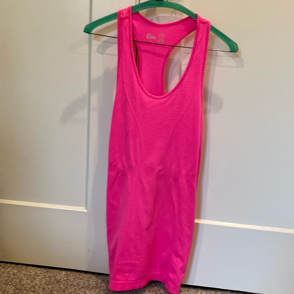 Zyia Active Copper Charged Tank - Size Medium - Good condition